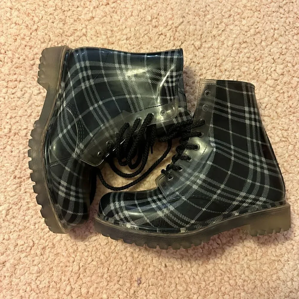 Dirty laundry plastic jelly plaid combat lace up boot 7